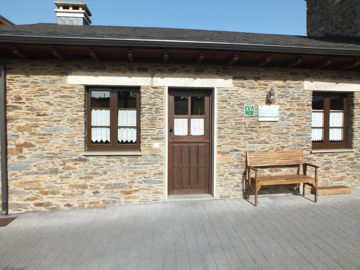 Apartamentos Puerta Del Castro Coana Extérieur photo