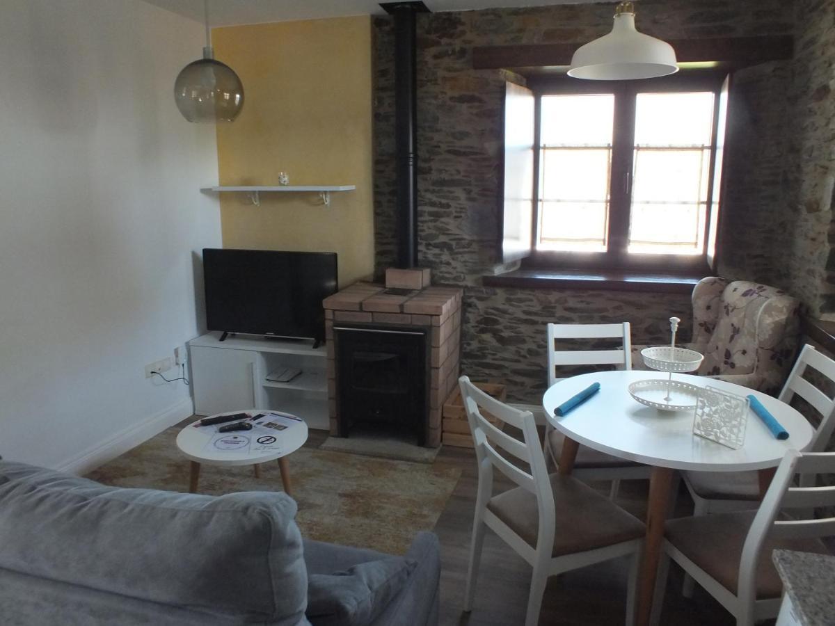 Apartamentos Puerta Del Castro Coana Extérieur photo