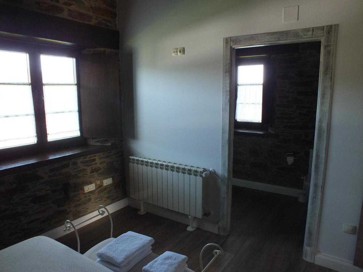 Apartamentos Puerta Del Castro Coana Extérieur photo