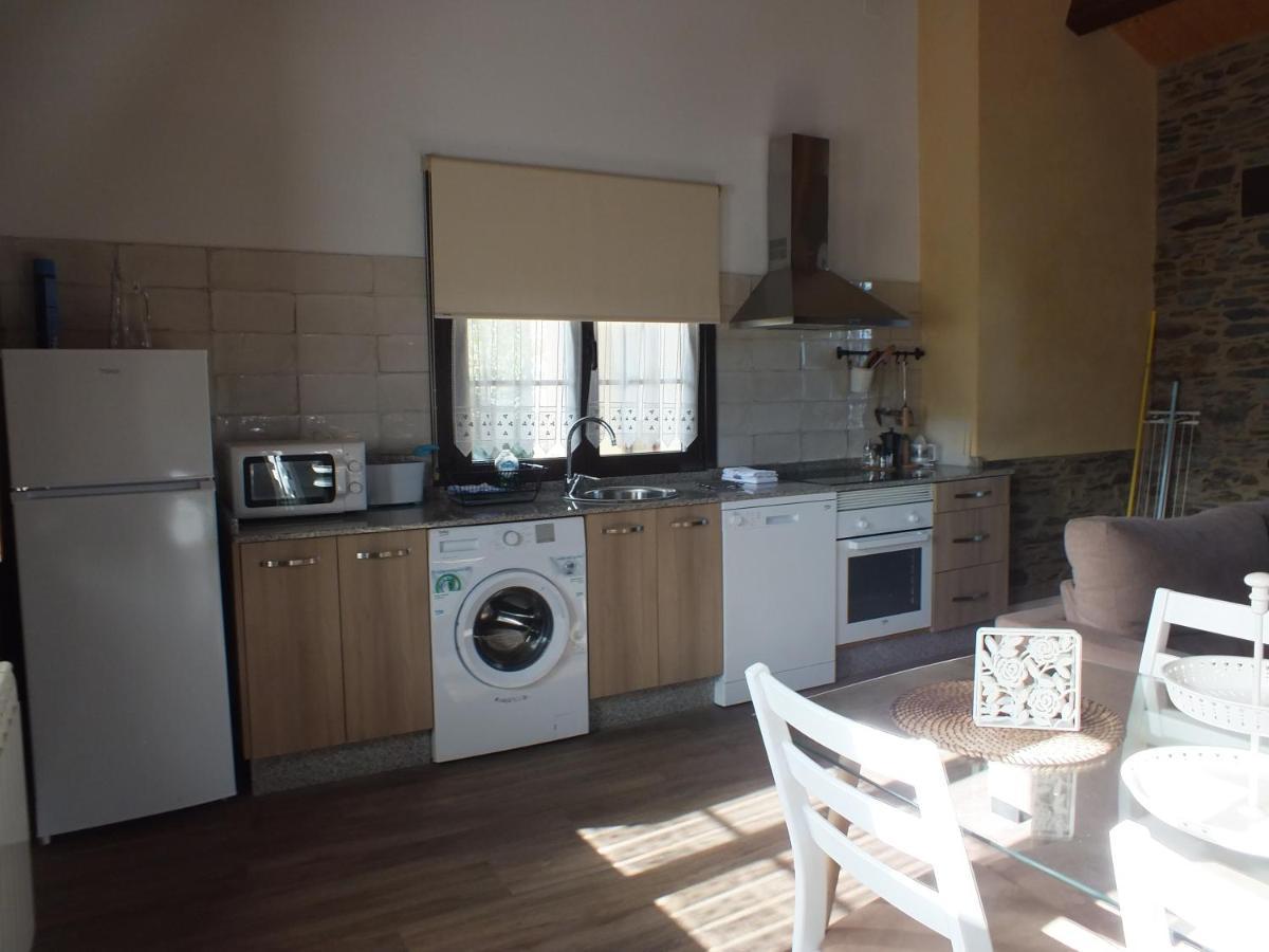 Apartamentos Puerta Del Castro Coana Extérieur photo