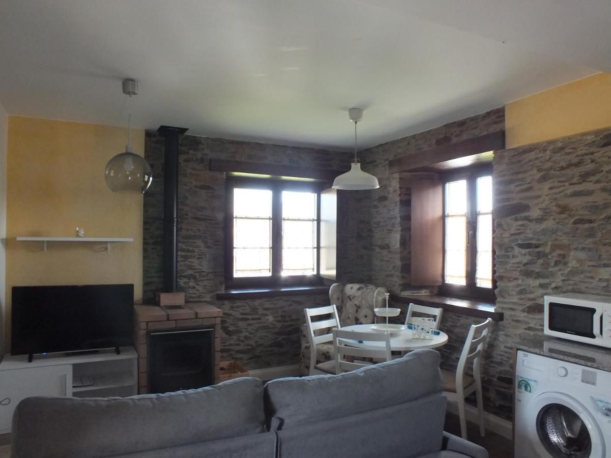 Apartamentos Puerta Del Castro Coana Extérieur photo