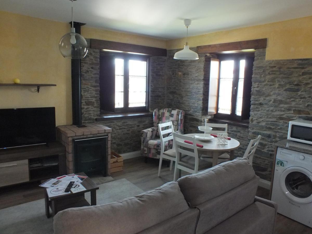 Apartamentos Puerta Del Castro Coana Extérieur photo