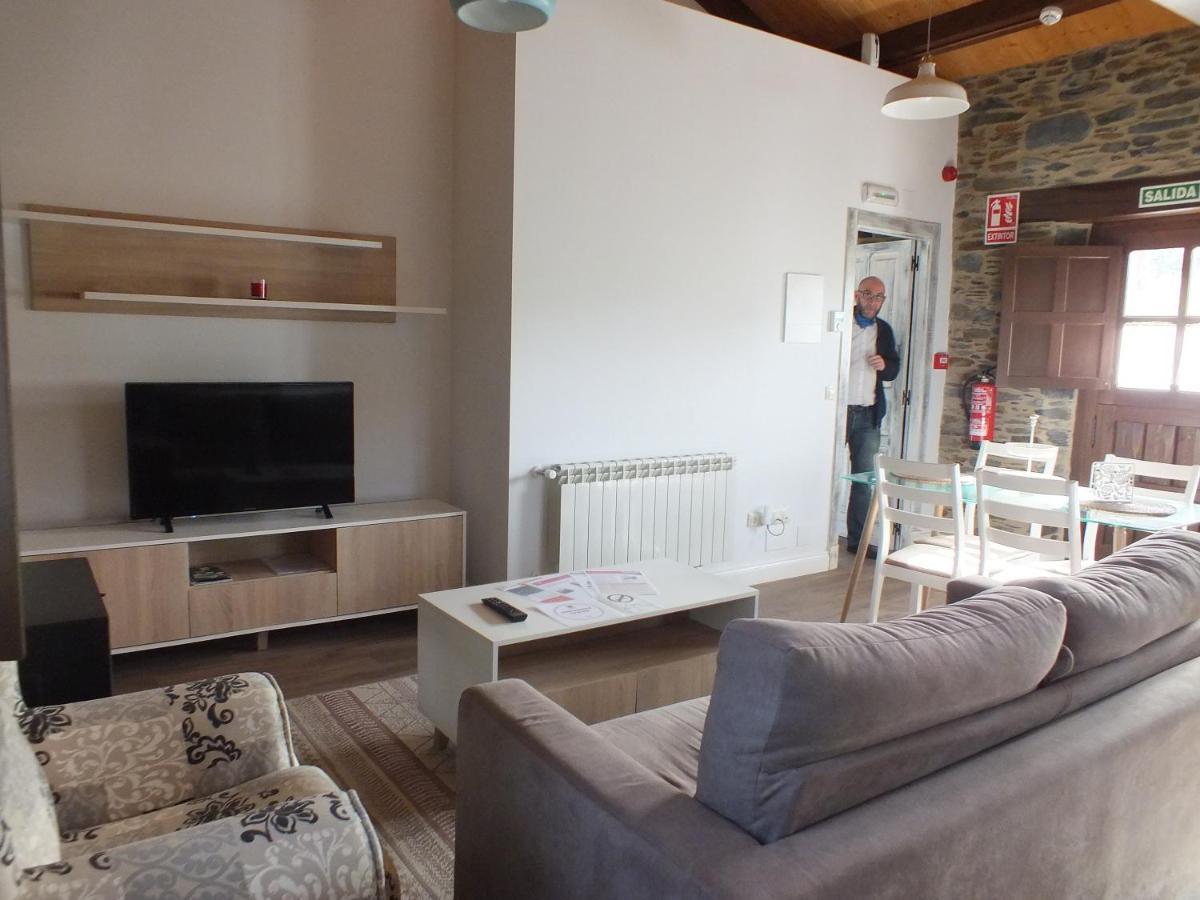 Apartamentos Puerta Del Castro Coana Extérieur photo