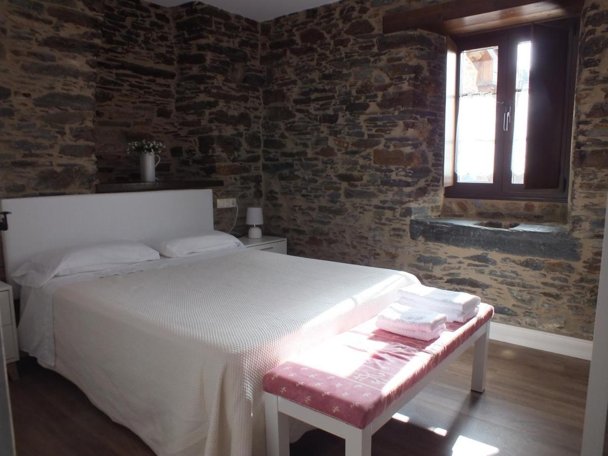 Apartamentos Puerta Del Castro Coana Extérieur photo