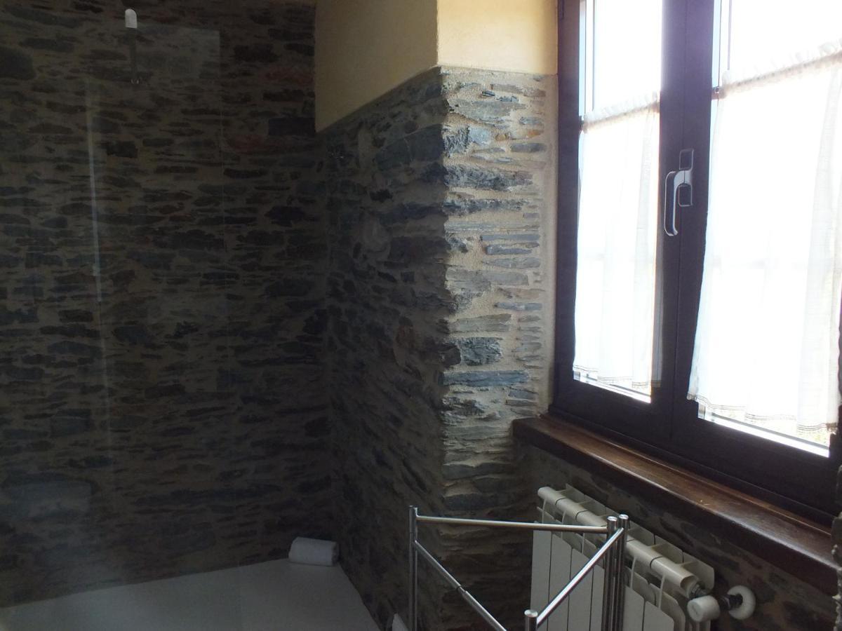 Apartamentos Puerta Del Castro Coana Extérieur photo